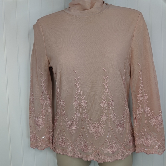 VTG The Limited Embroidered Gauze Mock Neck Top S - Picture 2 of 14